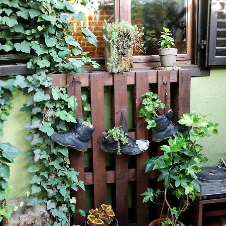 Rustic Hidden * Zagreb